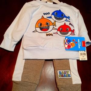 BRAND NEW NICKELODEON'S BABY SHARK 12M 2 Peice Setu